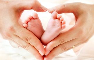 واکسن کرونا برای مادر و جنین هیچ عارضه‌ای ندارد