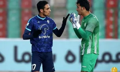 مهاجم پرسپولیس جدا شد