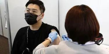 مرگ دو نفر پس از تزریق واکسن‌های آلوده مدرنا در ژاپن