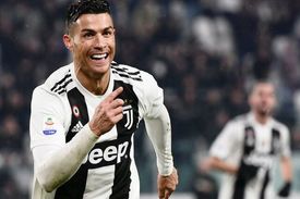 چرا رونالدو به منچسترسیتی نرفت؟