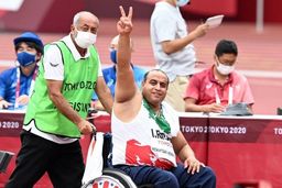 مختاری نقره‌ای شد