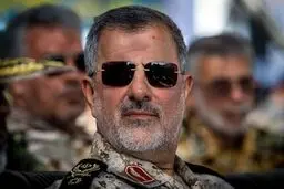 فرمانده نیروی زمینی سپاه: ساکنین اقلیم از مقر تروریست‌ها فاصله بگیرند