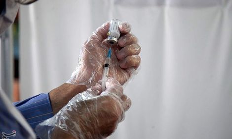 ورود محموله ۵ میلیون دوز واکسن کرونا تا فردا