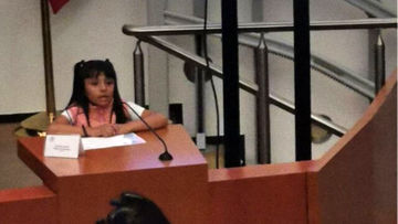 دختری که از &#8220;اینشتین&#8221; و &#8220;هاوکینگ&#8221; باهوش‌تر است!