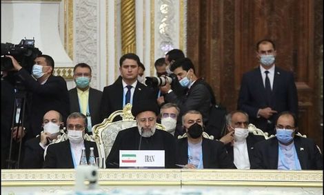 رئیسی: اکنون صلح جهانی با چالش هایی همچون سلطه طلبی در معرض تهدید قرار دارد