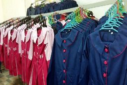 لباس فرم دانش‌آموزان اجباری نیست