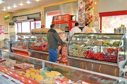 ژامبون؛ کیلویی ۲۷۰هزار تومان /قیمت سوسیس و کالباس از گوشت فراتر رفت