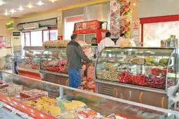 ژامبون؛ کیلویی ۲۷۰هزار تومان /قیمت سوسیس و کالباس از گوشت فراتر رفت