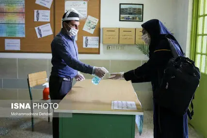 تا زمانی که مدارس از نظر بهداشتی مهیا نشوند، کلاس حضوری نداریم