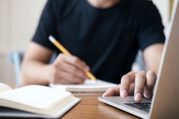 اینترنت رایگان برای دانشجویان، اساتید دانشگاه‌ها و معلمان