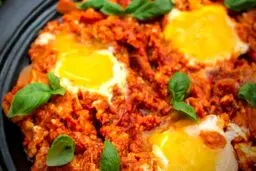 یک املت چهار نفره چند؟