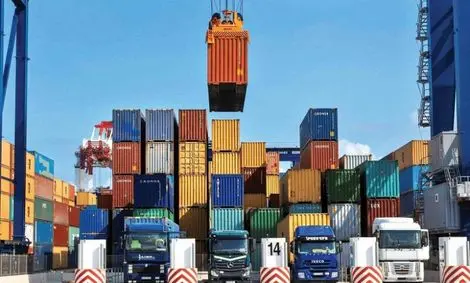 حذف ارز ۴۲۰۰ تومانی تنها سیاست نجات‌بخش واردات