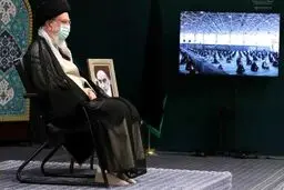 با انتشار افکار صحیح در فضای مجازی به معنای واقعی کلمه جهاد کنید