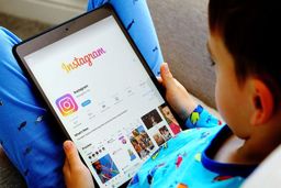 اینستاگرام کودکان از دور خارج شد