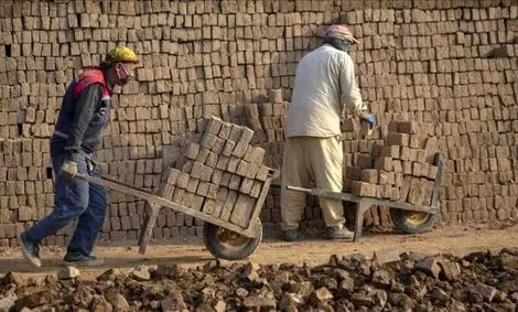 وعده های بی سرانجام برای خانه دار شدن کارگران/ گره کور مسکن در دولت جدید باز می شود؟