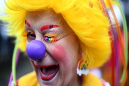 استخدام دلقک با شرایط خاص / درآمد ماهانه دلقک‌ها چقدر است؟