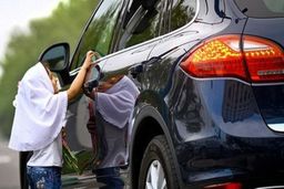 افزایش شکاف طبقاتی؛ چرا ایرانیان روز به روز فقیرتر می‌شوند؟