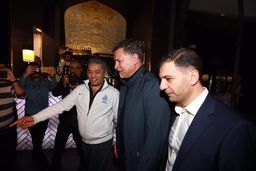 فرار علی دایی از دست محمود احمدی‌نژاد