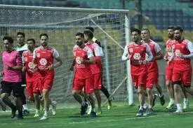 بدنبال حذف از لیگ قهرمانان؛ پرسپولیس از راه نرسیده تمرین کرد