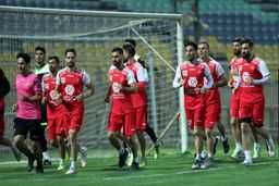 بدنبال حذف از لیگ قهرمانان؛ پرسپولیس از راه نرسیده تمرین کرد