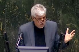 حمید سجادی به حواشی ورود VAR به ایران واکنش نشان داد.