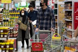 غیب‌شدن یک‌سوم حقوق کارگران در اولین روز ماه