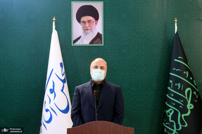 دست دلالان ارز دولتی را کوتاه می کنیم