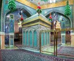 دست زائران به ضریح امام‌رضا(ع) رسید