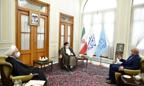 جلسه سران قوا به‌ میزبانی رئیس‌مجلس برگزار شد