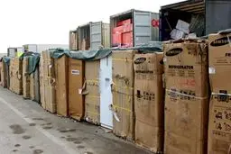 فروش اجناس قاچاق با گارانتی!