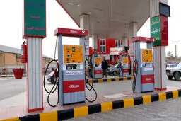 عرضه بنزین ۱۵۰۰ تومانی در ۲۲۰ جایگاه