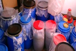 کشف دو مرکز تولید مشروبات الکلی در قم