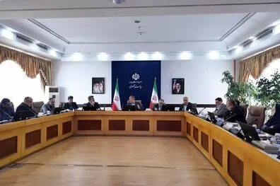 هیچ مصوبه سفری که دولت توان اجرای آن را نداشته باشد، امضا نخواهد شد/  مصوبات سفرهای استانی در چارچوب قانون بودجه است+ عکس