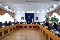 هیچ مصوبه سفری که دولت توان اجرای آن را نداشته باشد، امضا نخواهد شد/  مصوبات سفرهای استانی در چارچوب قانون بودجه است+ عکس
