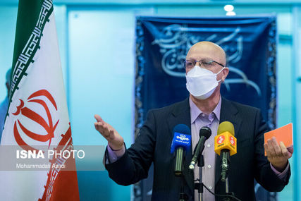 وزیر علوم: نگرانم شخصیت علمی کشور کاریکاتوری شود