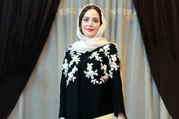 انتقاد تند بهنوش طباطبایی از برخورد مجری با مشایخی + عکس