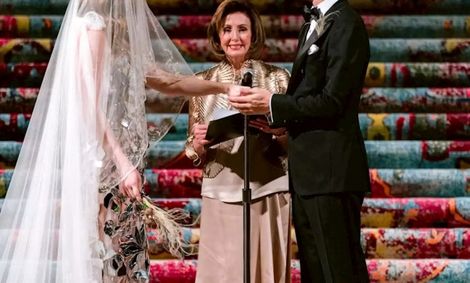 نانسی پلوسی عاقد شد