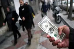 بی‌تابی دلار در شنبه شگفت‌انگیز بازار