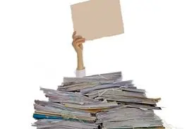 قانون خنده‌دار اداره‌های ایران؛ از کارت ملی هوشمند کپی بگیرید!