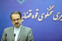بعضی‌ها وام‌های کلان گرفتند و اقساط را پرداخت نمی‌کنند