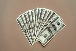 نرخ دلار و یورو