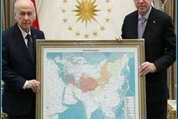 هدیه جنجالی به اردوغان؛ بخش هایی از ایران در نقشه «جهان ترک»