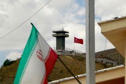 ترکیه ۳۰ درصد اقتصاد سوریه را گرفته، ایران ۳ درصد!