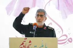قاآنی: با کوچک‌ترین حرکت ‌دندان‌تان ‌را خرد می‌کنیم‌