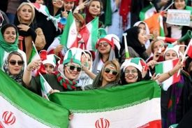 سوئیس تاکید بر حضور زنان ایرانی در ورزشگاه دارد