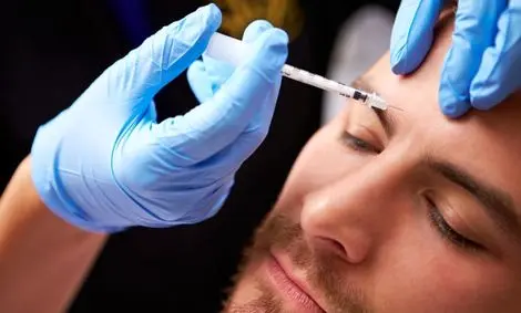ماجرای به کما رفتن یک جوان پس از تزریق بوتاکس