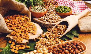 آجیل شب یلدا گران نمی شود