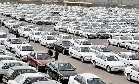 دلار خودرو را گران کرده؟