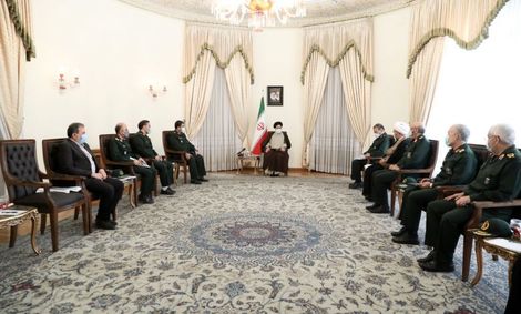 دولت با روحیه بسیجی برای گشایش در معیشت مردم تلاش می‌کند