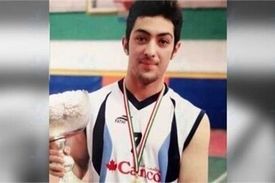 پدر آرمان: حکم نمایشی آرمان اجراشد!